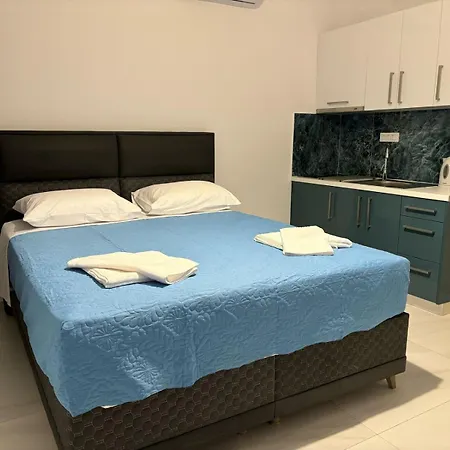 Appartement Kostas In *